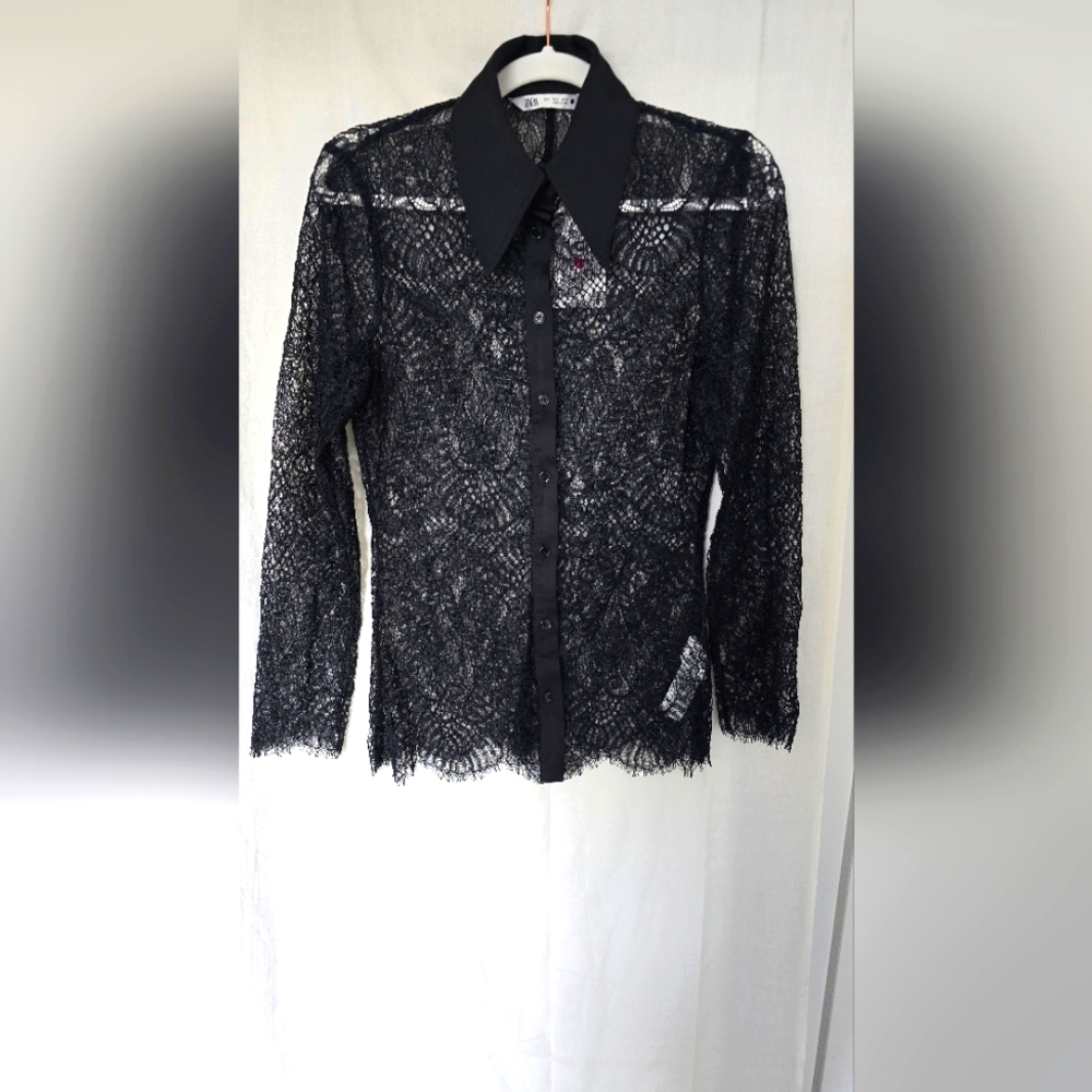 Zara Black Lace Collared Blouse. S. NWT